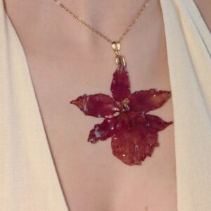 Collar Orquídea Cambria Roja